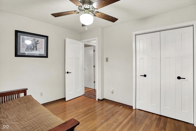 7422 S 300 W, Trafalgar, IN 46181