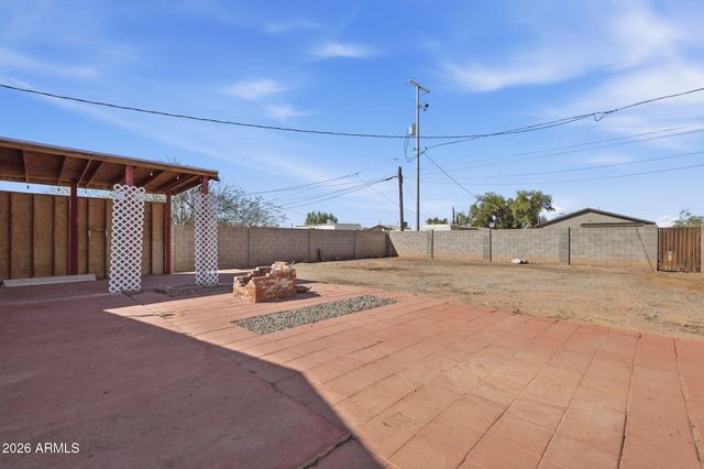 360 W BEALEY Avenue, Coolidge, AZ 85128