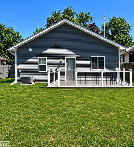 403 Voorheis Street, Pontiac, MI 48341