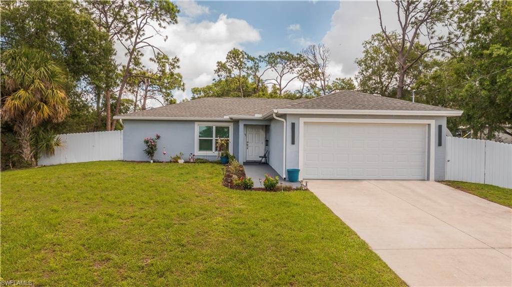 7081 BRAZIL CIR, LABELLE, FL 33935 — photo 3