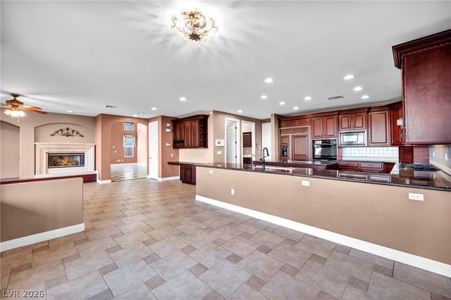 2982 Hammerwood Drive, Las Vegas, NV 89135