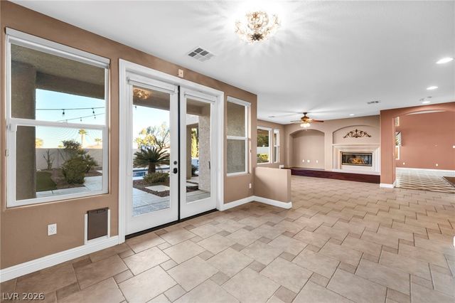 2982 Hammerwood Drive, Las Vegas, NV 89135