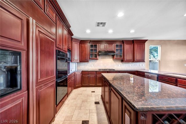 2982 Hammerwood Drive, Las Vegas, NV 89135