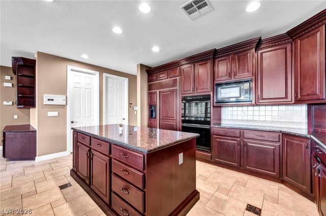 2982 Hammerwood Drive, Las Vegas, NV 89135