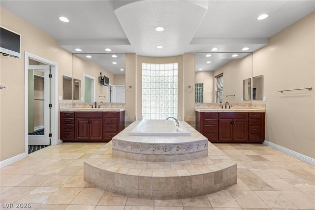 2982 Hammerwood Drive, Las Vegas, NV 89135