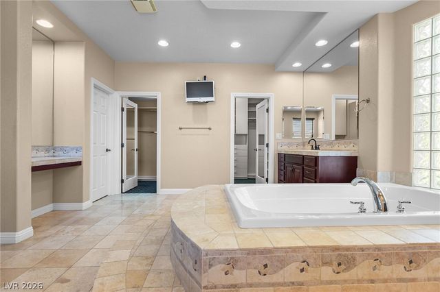 2982 Hammerwood Drive, Las Vegas, NV 89135