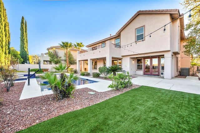 2982 Hammerwood Drive, Las Vegas, NV 89135