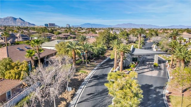 2982 Hammerwood Drive, Las Vegas, NV 89135