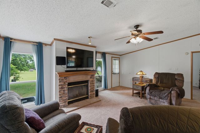 9616 Kelly Lane, Alvarado, TX 76009