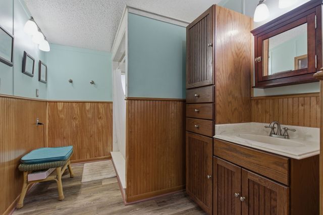 9616 Kelly Lane, Alvarado, TX 76009