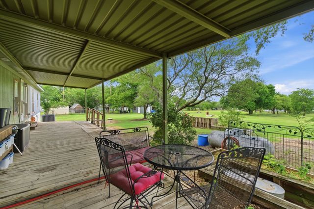 9616 Kelly Lane, Alvarado, TX 76009