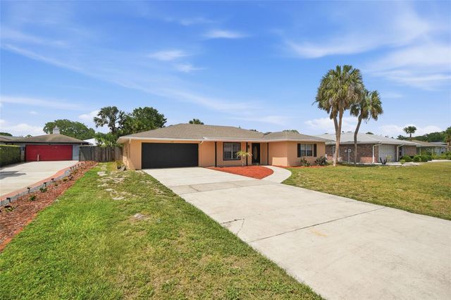 1534 LAGOON ROAD, Lakeland, FL 33803