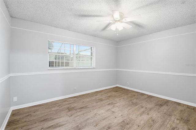 1534 LAGOON ROAD, Lakeland, FL 33803