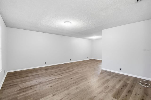 1534 LAGOON ROAD, Lakeland, FL 33803