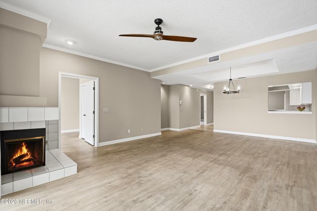 3820 LAVISTA Circle 103, Jacksonville, FL 32217