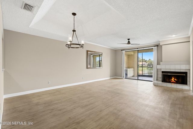 3820 LAVISTA Circle 103, Jacksonville, FL 32217