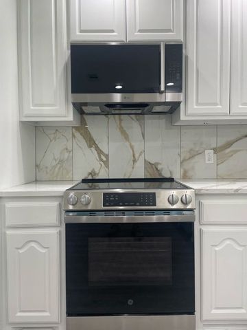 9517 Merritt Road, Rowlett, TX 75089