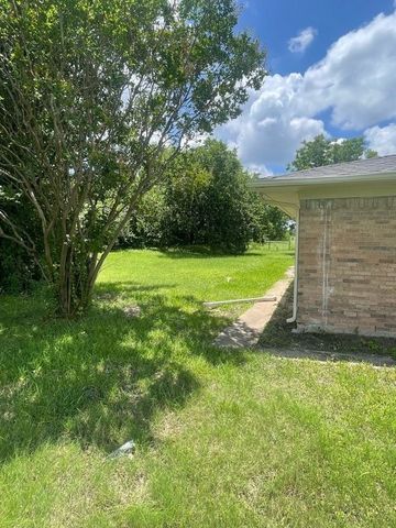 9517 Merritt Road, Rowlett, TX 75089