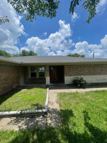 9517 Merritt Road, Rowlett, TX 75089