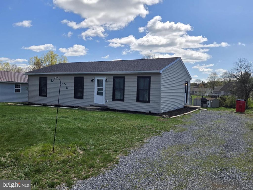 4202 HEIPLE COURT, Greencastle, PA 17225