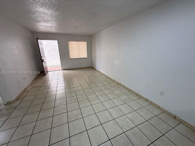 6278 W 22nd Ct 7, Hialeah, FL 33016
