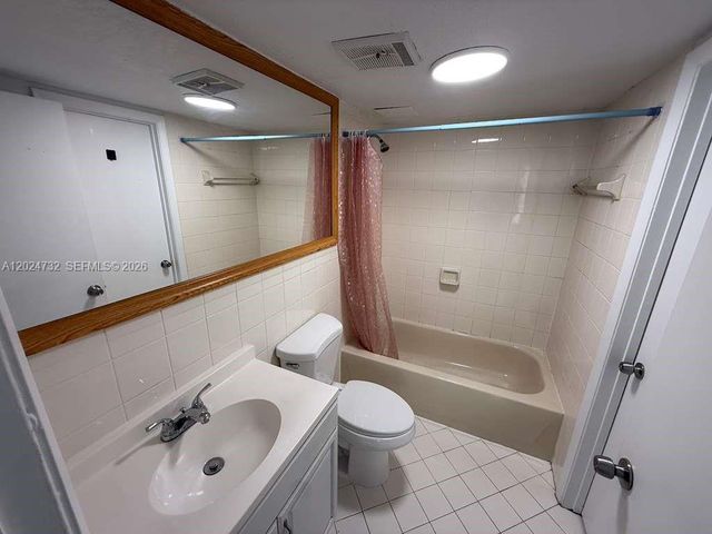 6278 W 22nd Ct 7, Hialeah, FL 33016