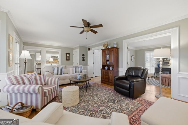 10985 Wilshire Chase Drive, Johns Creek, GA 30097