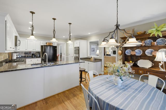 10985 Wilshire Chase Drive, Johns Creek, GA 30097