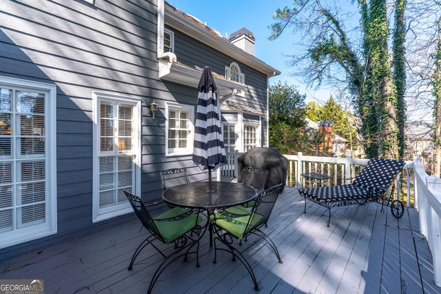 10985 Wilshire Chase Drive, Johns Creek, GA 30097
