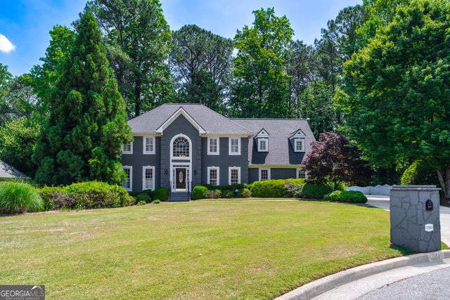 10985 Wilshire Chase Drive, Johns Creek, GA 30097