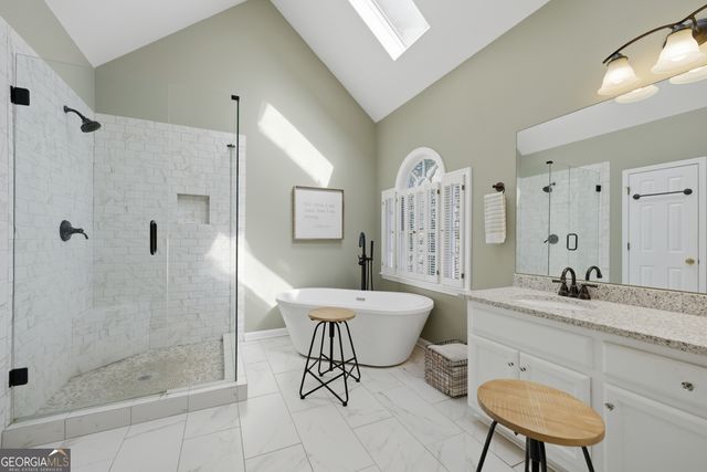 10985 Wilshire Chase Drive, Johns Creek, GA 30097