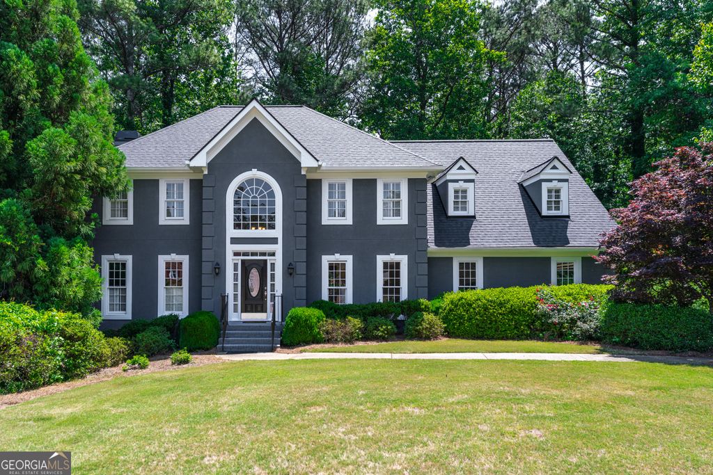 10985 Wilshire Chase Drive, Johns Creek, GA 30097