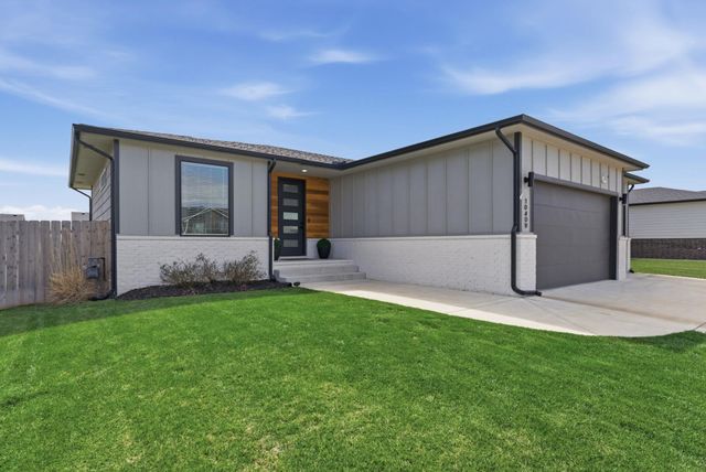 10409 W Basil St, Wichita, KS 67215