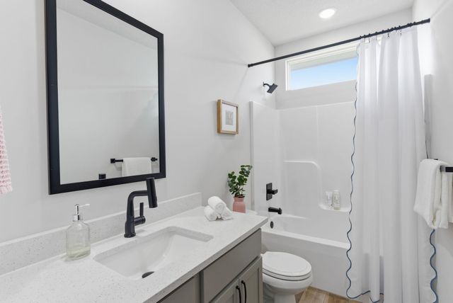 10409 W Basil St, Wichita, KS 67215