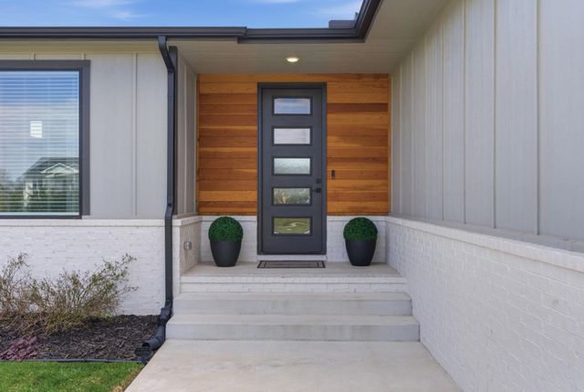 10409 W Basil St, Wichita, KS 67215