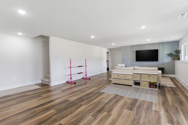 10409 W Basil St, Wichita, KS 67215