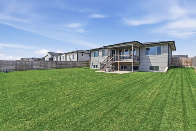 10409 W Basil St, Wichita, KS 67215