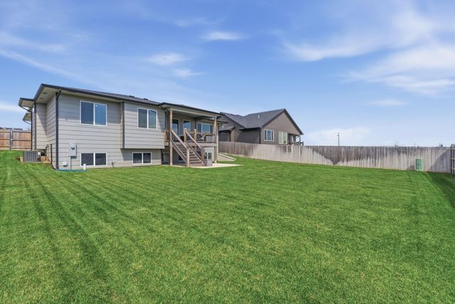 10409 W Basil St, Wichita, KS 67215