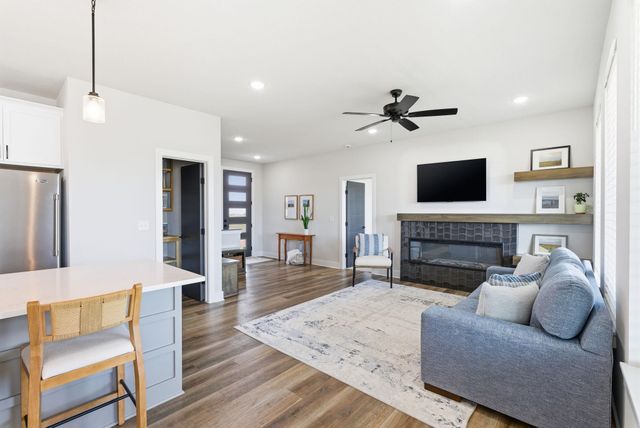 10409 W Basil St, Wichita, KS 67215