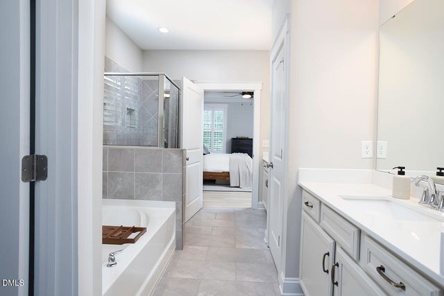 3334 Castlerock Drive, Burlington, NC 27215
