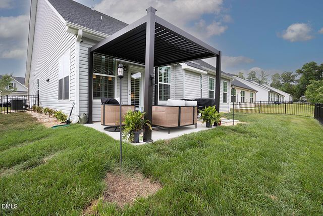 3334 Castlerock Drive, Burlington, NC 27215
