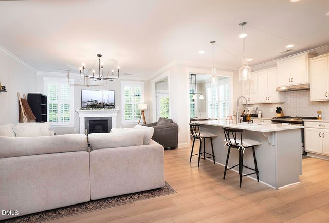 3334 Castlerock Drive, Burlington, NC 27215