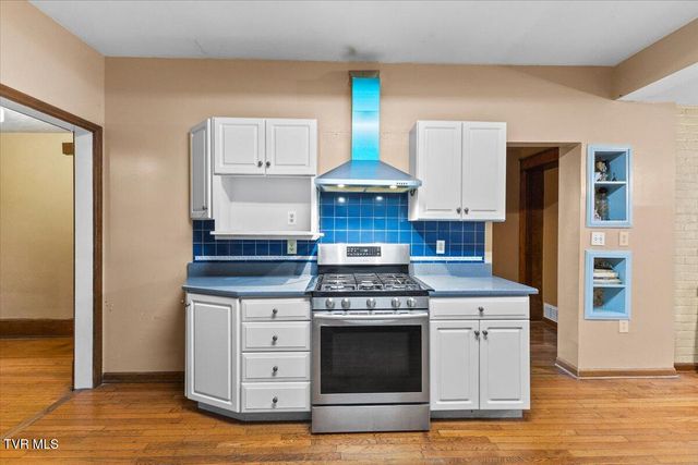 909 Highland Avenue, Bristol, VA 24201