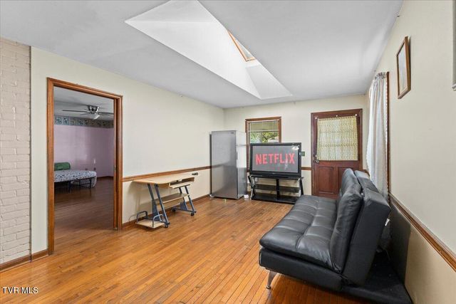 909 Highland Avenue, Bristol, VA 24201