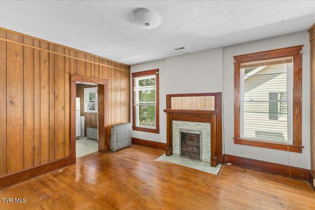 909 Highland Avenue, Bristol, VA 24201
