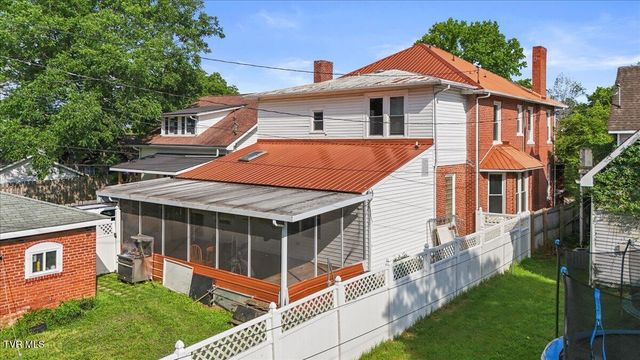 909 Highland Avenue, Bristol, VA 24201