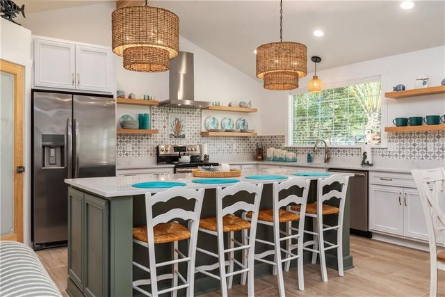 131 Bienville Boulevard, Dauphin Island, AL 36528