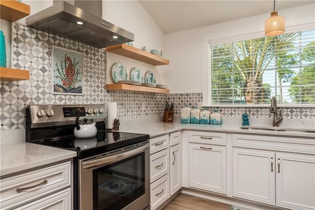 131 Bienville Boulevard, Dauphin Island, AL 36528