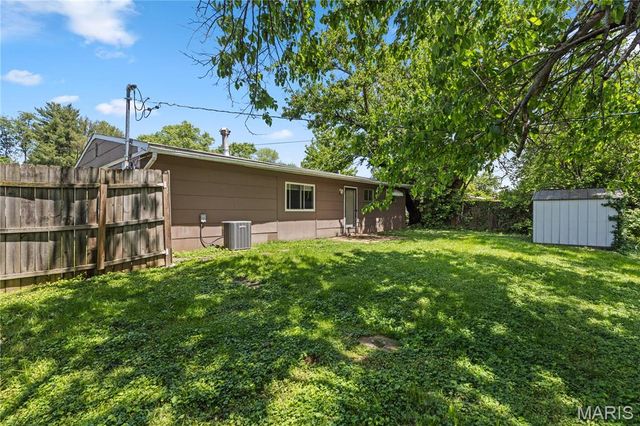 9524 Guthrie Avenue, St Louis, MO 63134