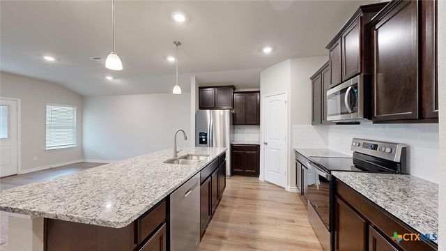 4821 Hawkins Drive, Belton, TX 76513